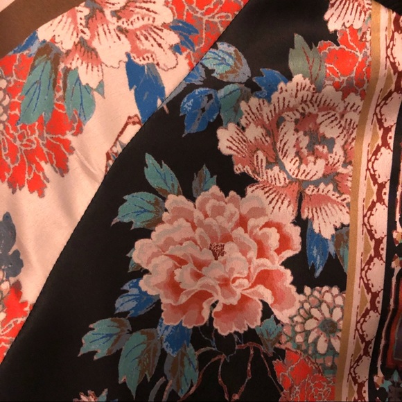 Floral Bomber Jacket - Picture 4 of 8